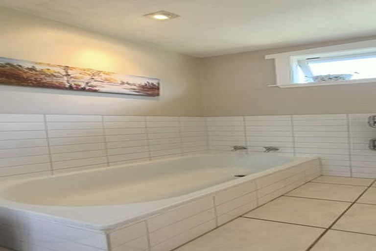 Photo of property in 47 Heretaunga Avenue, Onehunga, Auckland, 1061