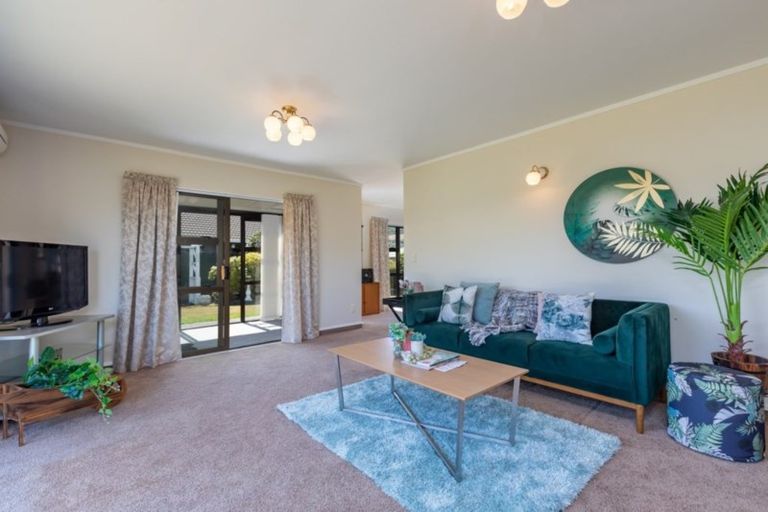 Photo of property in 84 Parata Street, Waikanae, 5036