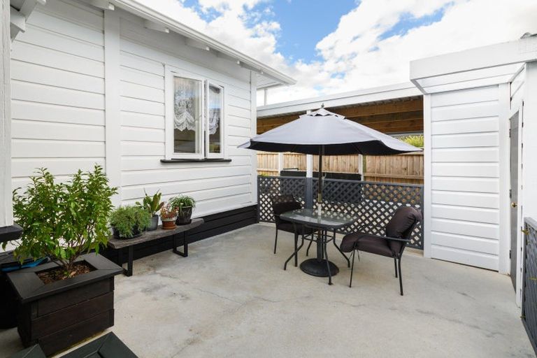 Photo of property in 5a Camden Street, Feilding, 4702