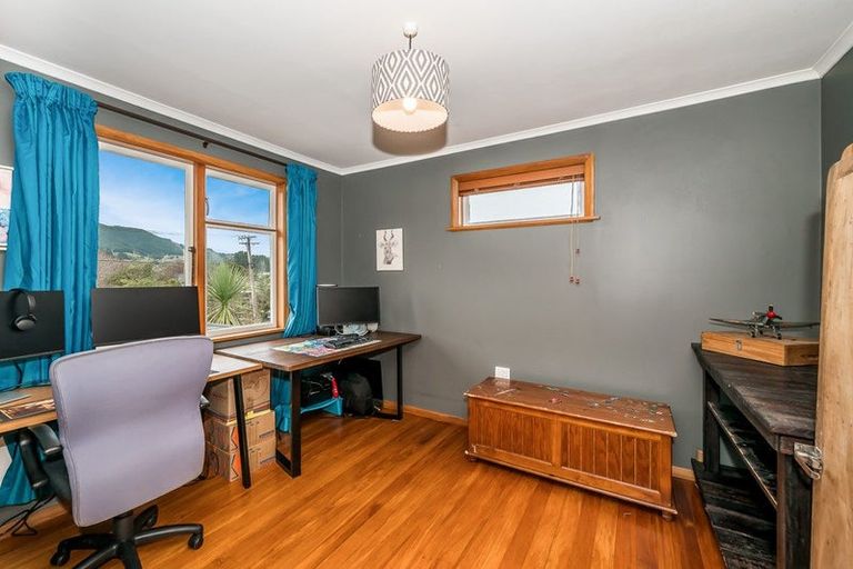 Photo of property in 30 Parakai Street, Paraparaumu, 5032