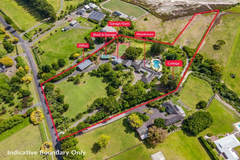 Photo of property in 349 Clifton Road, Whitford, Howick, 2571