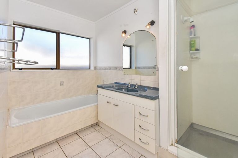 Photo of property in 44 Lakeside Drive, Pahurehure, Papakura, 2113