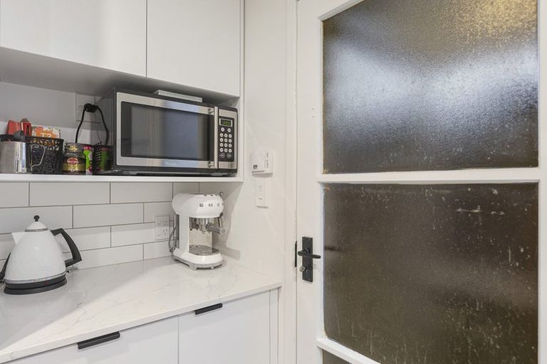 Photo of property in 1/53 Tabitha Crescent, Henderson, Auckland, 0612