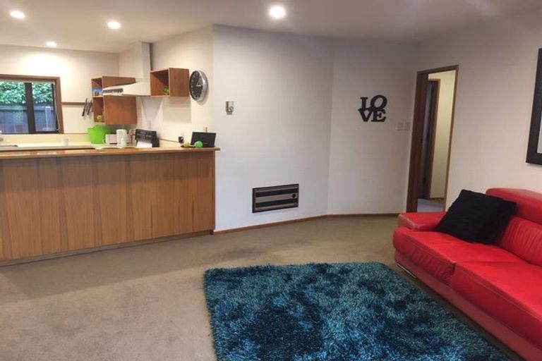 Photo of property in 10 Sunbeam Place, Halswell, Christchurch, 8025