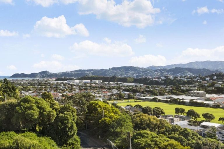 Photo of property in 80 Totara Road, Miramar, Wellington, 6022
