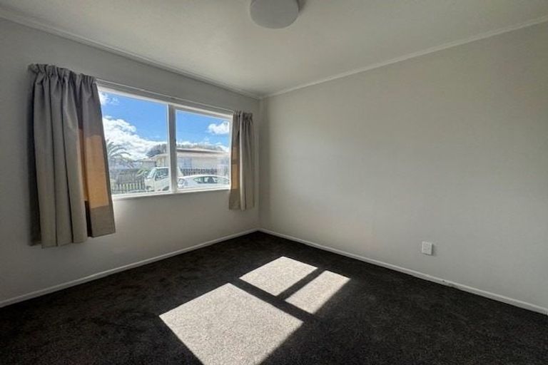 Photo of property in 21 Tranent Road, Mangere, Auckland, 2022