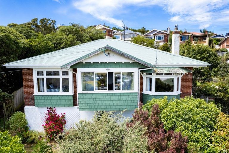 Photo of property in 3 Highcliff Road, Andersons Bay, Dunedin, 9013