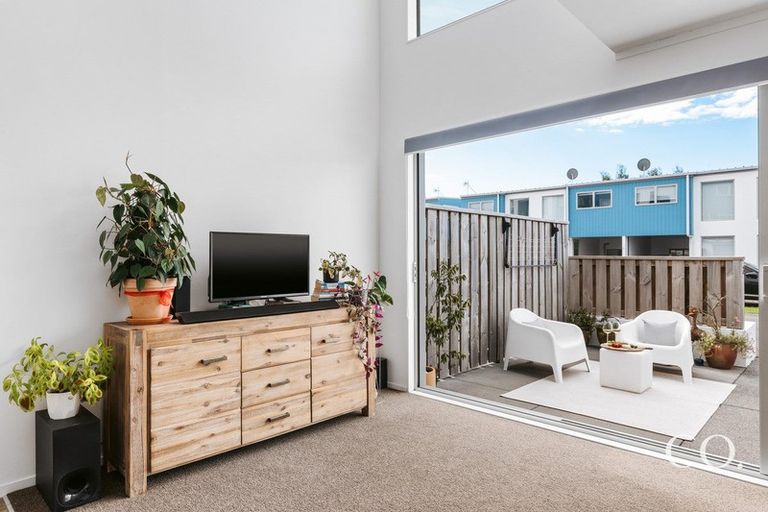 Photo of property in 31 Reynolds Place, Papamoa Beach, Papamoa, 3118