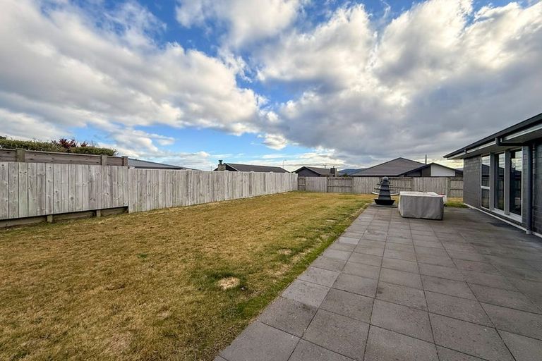 Photo of property in 7 Kara Place, Wharewaka, Taupo, 3330