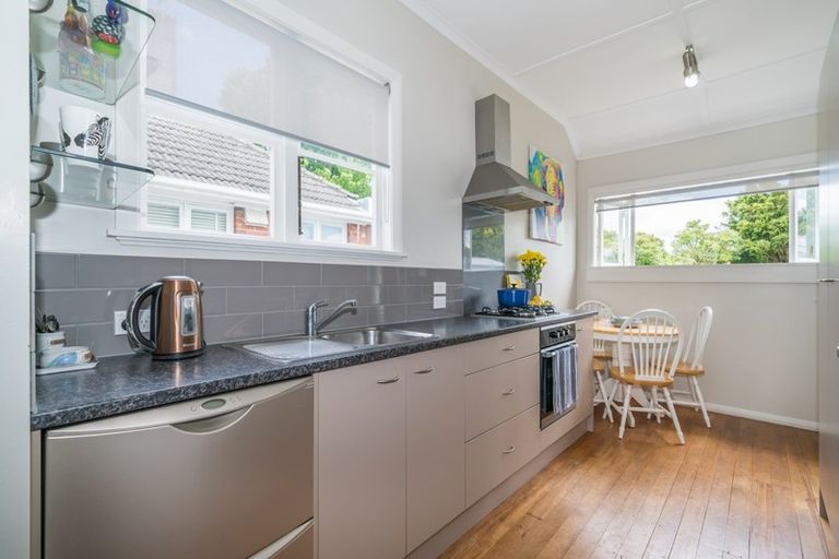 Photo of property in 57 Manson Street, Terrace End, Palmerston North, 4410