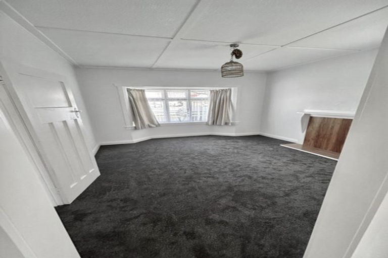 Photo of property in 146 Randwick Road, Moera, Lower Hutt, 5010