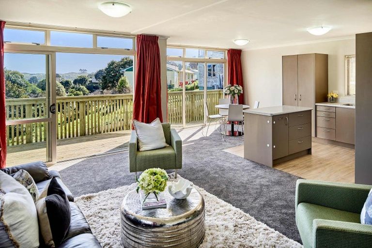 Photo of property in 20a Bedford Street, Cannons Creek, Porirua, 5024