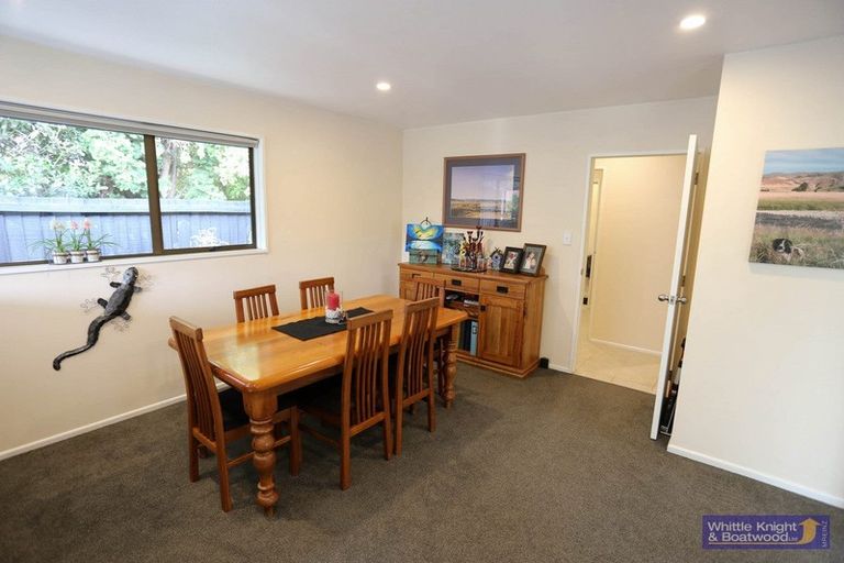 Photo of property in 14 Westfield Avenue, Templeton, Christchurch, 8042