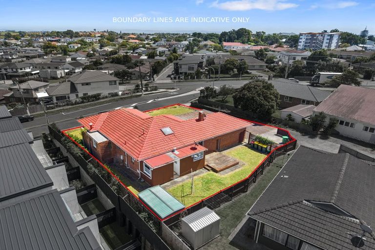 Photo of property in 4 Kenderdine Road, Papatoetoe, Auckland, 2025