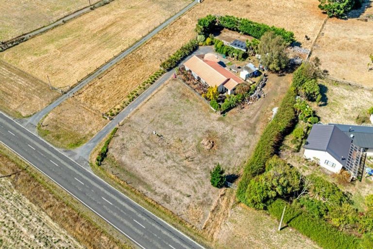 Photo of property in 250 Foxton Shannon Road, Foxton, 4893