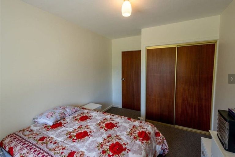 Photo of property in 2/120 Saint James Avenue, Papanui, Christchurch, 8053