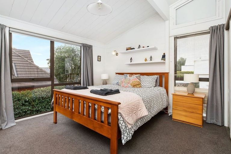 Photo of property in 115b Merivale Lane, Merivale, Christchurch, 8014