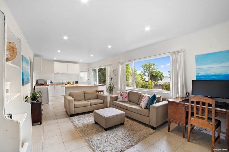 Photo of property in 20 Velma Road, Hillcrest, Auckland, 0627