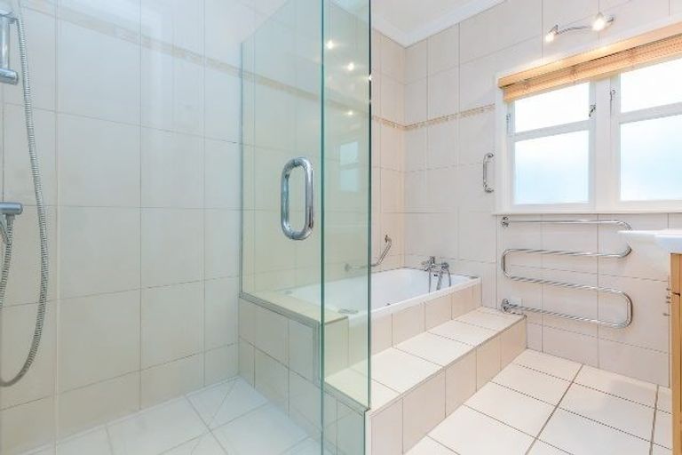 Photo of property in 1/14 Killarney Street, Takapuna, Auckland, 0622