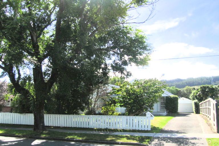 Photo of property in 74 Mcleod Street, Elderslea, Upper Hutt, 5018