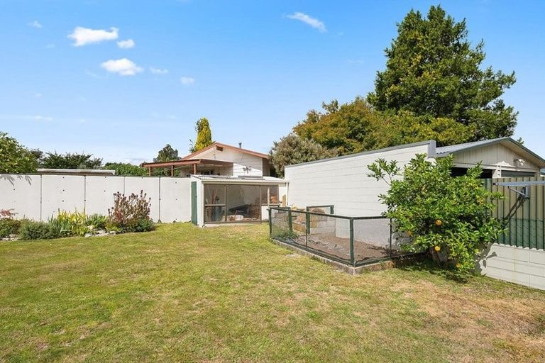 Photo of property in 15 Dickens Street, Owhata, Rotorua, 3010