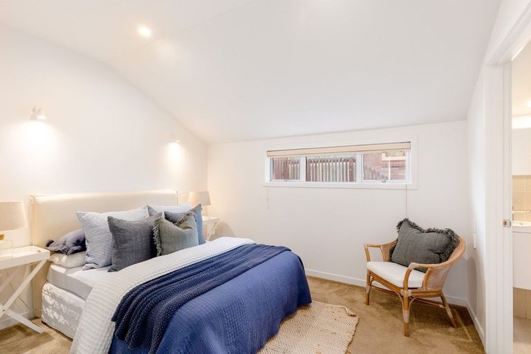 Photo of property in 384 Marine Parade, South New Brighton, Christchurch, 8062