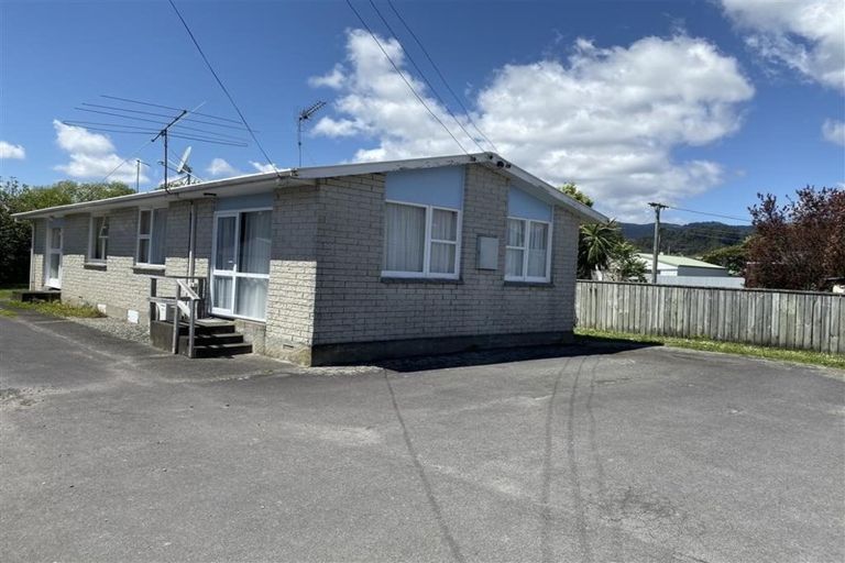 Photo of property in 15 Ward Street, Trentham, Upper Hutt, 5018