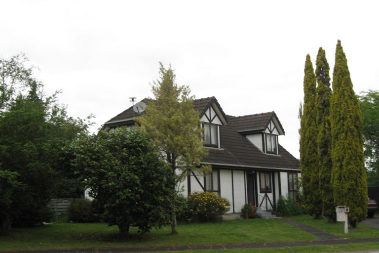 Photo of property in 15 Sharivari Place, Conifer Grove, Takanini, 2112