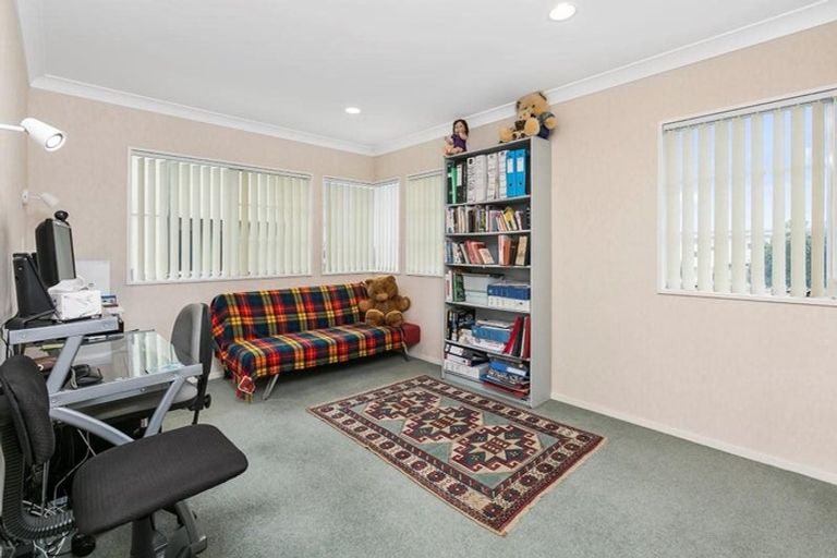 Photo of property in 23a Sunbrae Grove, Mount Maunganui, 3116