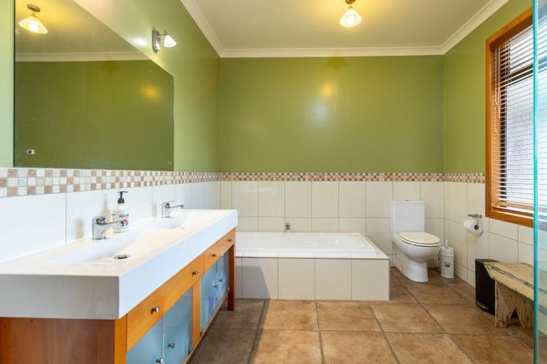 Photo of property in 255 Te Rehunga Road North, Dannevirke, 4972