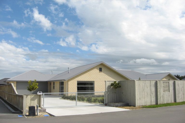 Photo of property in 99 Charles Street, Rangiora, 7400
