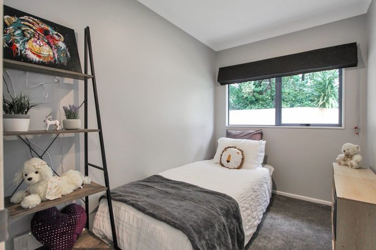 Photo of property in 17 Edward Payton Grove, Pukehangi, Rotorua, 3015