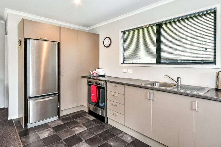 Photo of property in 130 Maunsell Road, Port Waikato, 2695