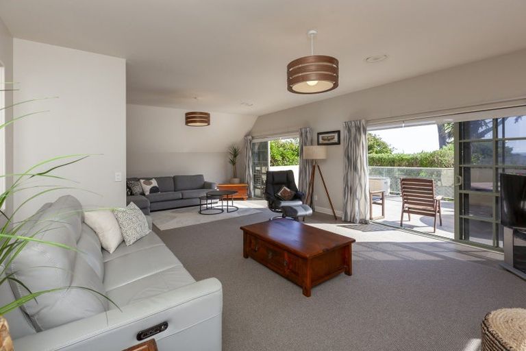 Photo of property in 5a Willow Grove, Raumati Beach, Paraparaumu, 5032