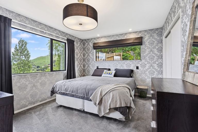 Photo of property in 17 Bridle Path, Lyttelton, 8082