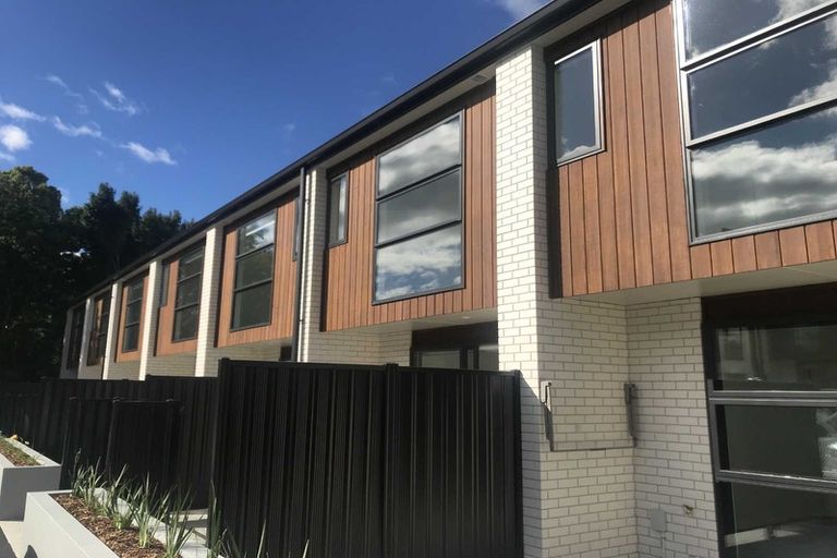 Photo of property in 12/36 Seventh Avenue, Tauranga, 3110