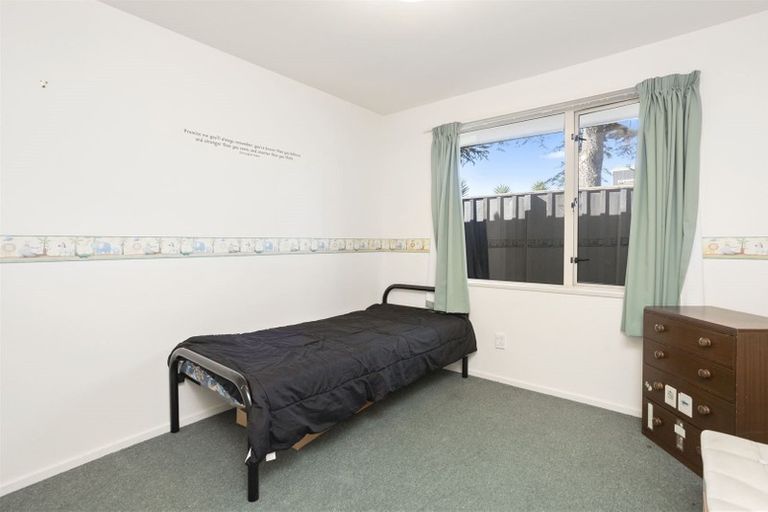 Photo of property in 433b Mairehau Road, Parklands, Christchurch, 8083