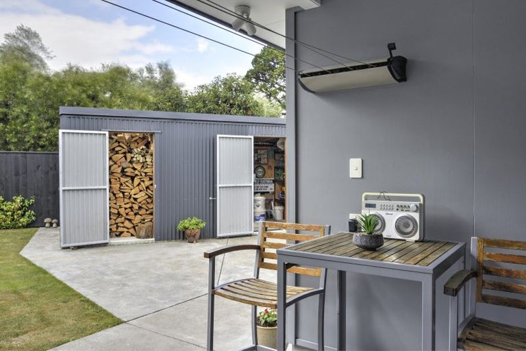 Photo of property in 74 Feist Street, Carterton, 5713