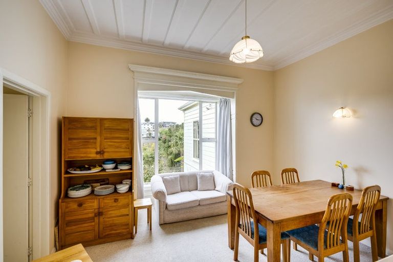 Photo of property in 13 Roslyn Road, Bluff Hill, Napier, 4110