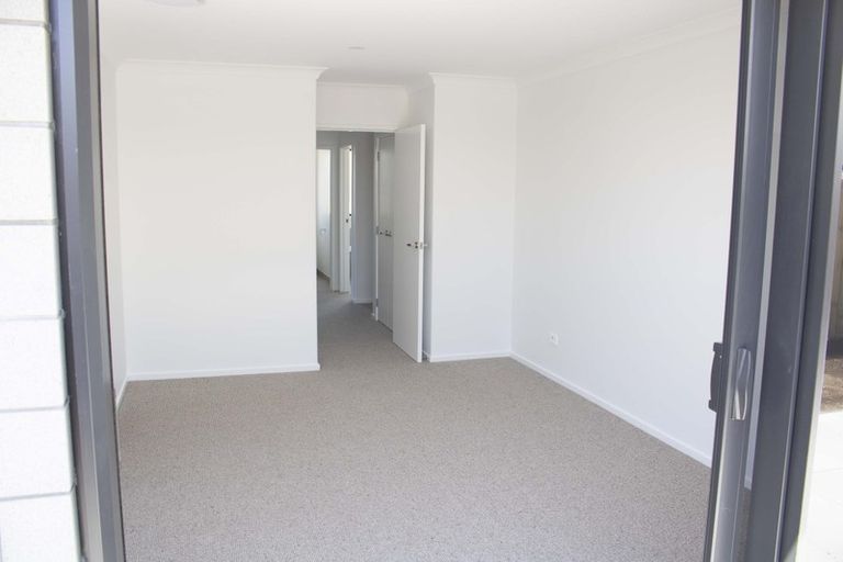 Photo of property in 205 Te Okuroa Drive, Papamoa, 3118