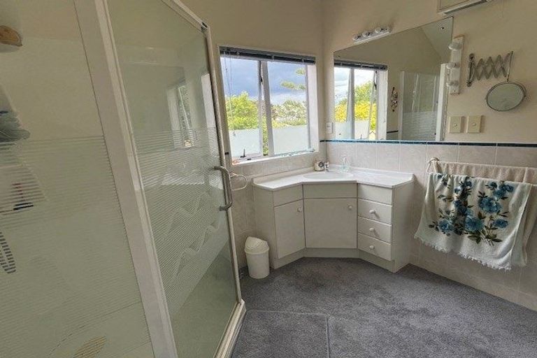 Photo of property in 336 Point View Drive, Shamrock Park, Auckland, 2016