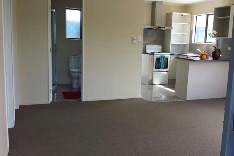 Photo of property in 18 Henwood Road, Mangere East, Auckland, 2024
