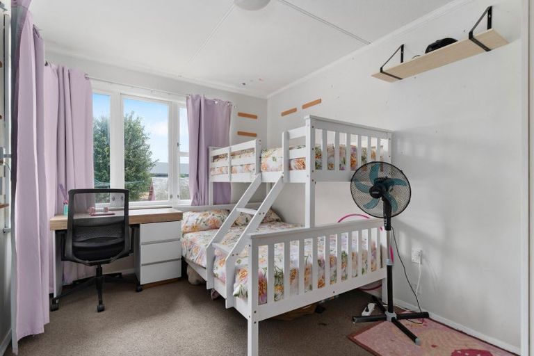 Photo of property in 75 Victoria Street, Carterton, 5713