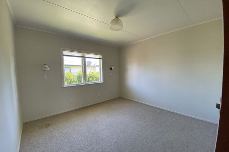 Photo of property in 12 Palmerston Road, Havelock North, 4130