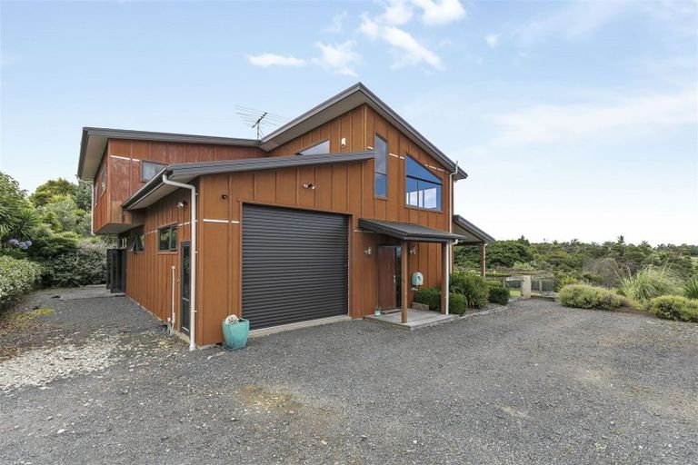 Photo of property in 161 Broomfields Road, Whitford, 2571