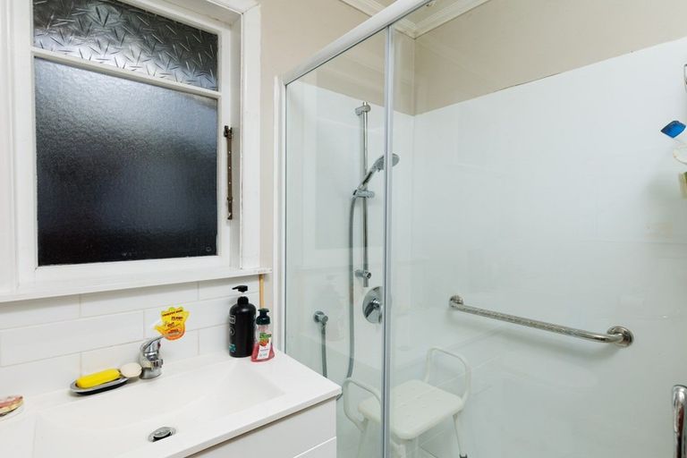 Photo of property in 89 Cameron Crescent, Masterton, 5810