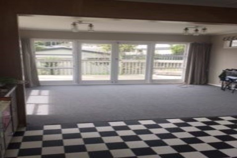 Photo of property in 3 Chaffey Crescent, Titahi Bay, Porirua, 5022