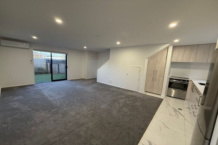 Photo of property in 2/5 Shearer Avenue, Papanui, Christchurch, 8052