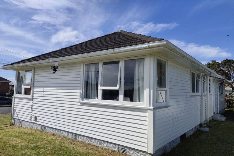 Photo of property in 23 Churchill Crescent, Tawhero, Whanganui, 4501