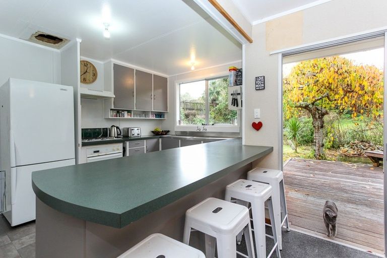 Photo of property in 23 Bromley Place, Westown, New Plymouth, 4310